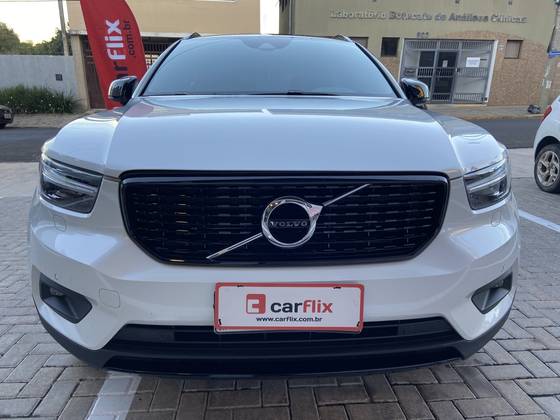 VOLVO XC40 1.5 T5 RECHARGE R-DESIGN GEARTRONIC